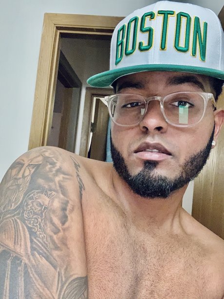 Foto desnuda filtrada de OnlyFans de Miguel
