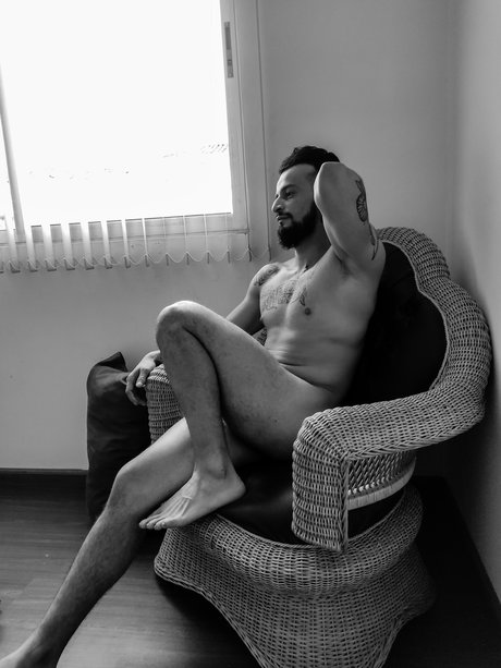 Foto desnuda filtrada de OnlyFans de Senses Place