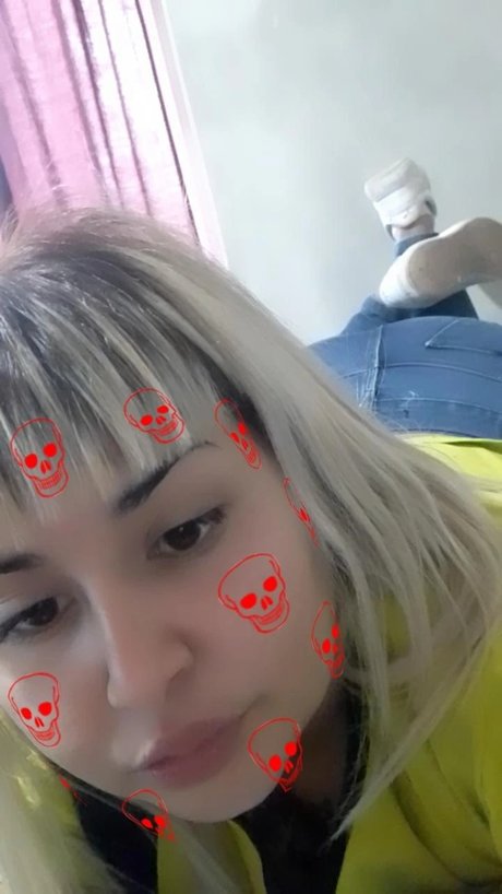 Foto desnuda filtrada de OnlyFans de Mia Richi
