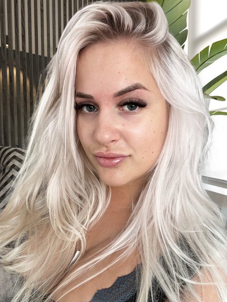 Miss White