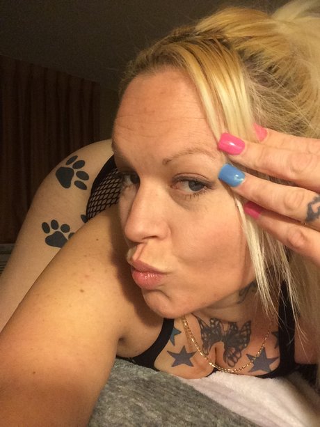 Foto desnuda filtrada de OnlyFans de Trapbullient Pink