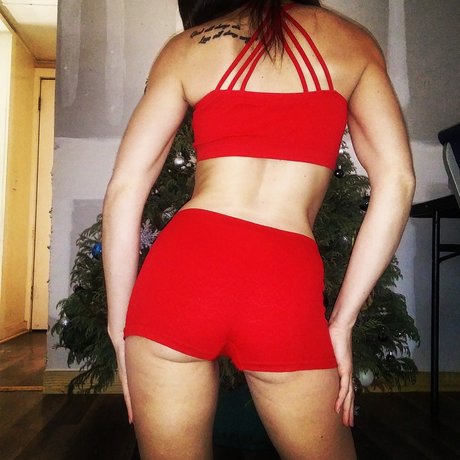 Foto desnuda filtrada de OnlyFans de Serena Luvu