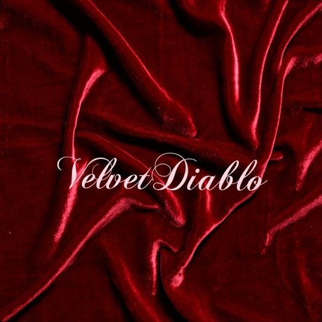 Foto desnuda filtrada de OnlyFans de  Velvet