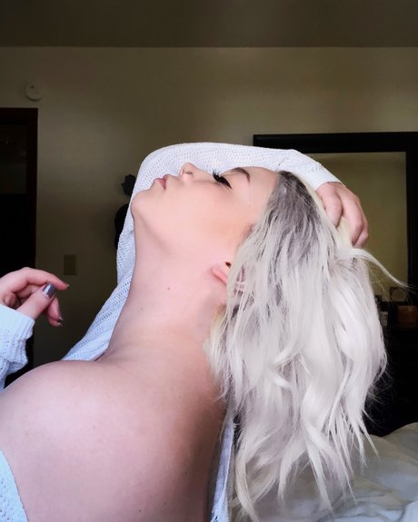 Foto desnuda filtrada de OnlyFans de Lunarmore