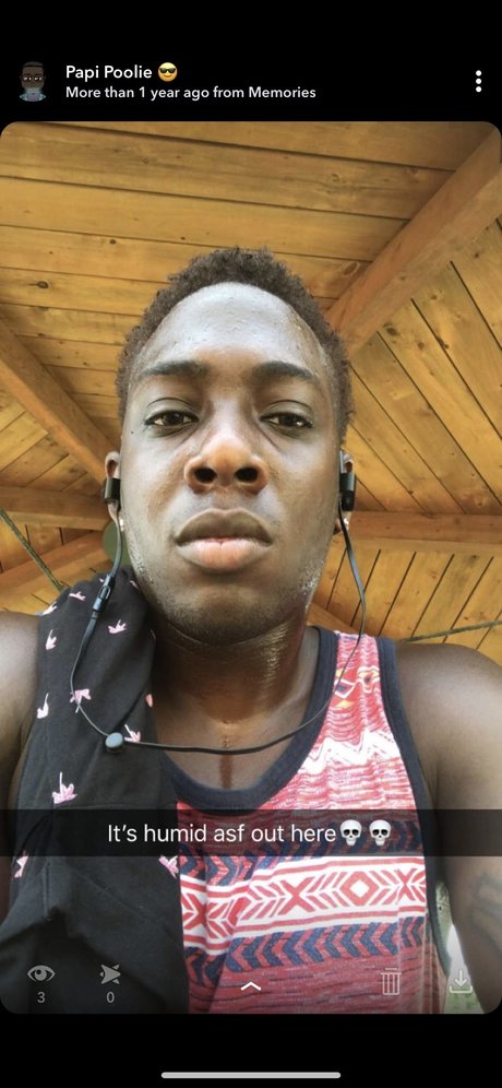 Foto desnuda filtrada de OnlyFans de Poolie