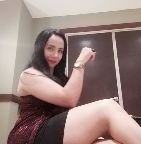 Foto desnuda filtrada de OnlyFans de Amalia Navarro
