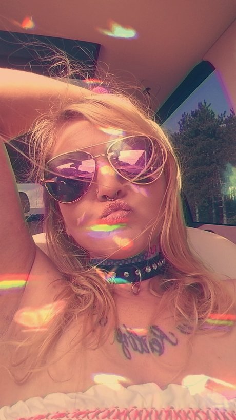 Foto desnuda filtrada de OnlyFans de Moonbaby 
