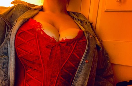 Foto desnuda filtrada de OnlyFans de Tor