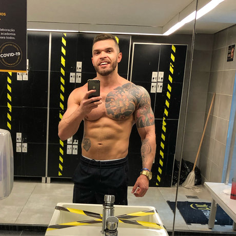 Foto desnuda filtrada de OnlyFans de Tiago Fernandes