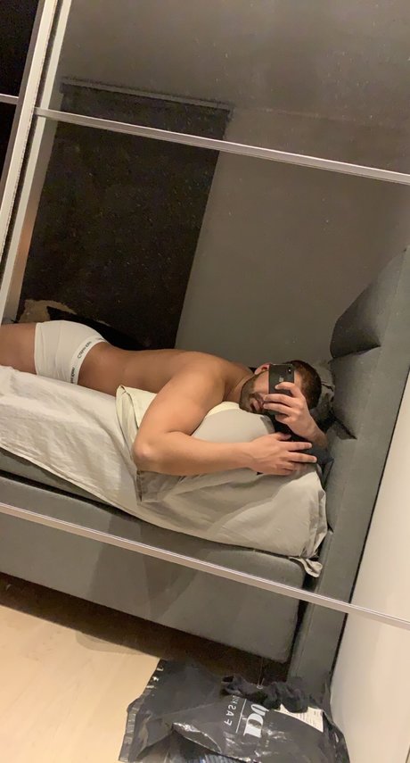 Foto desnuda filtrada de OnlyFans de Viktor