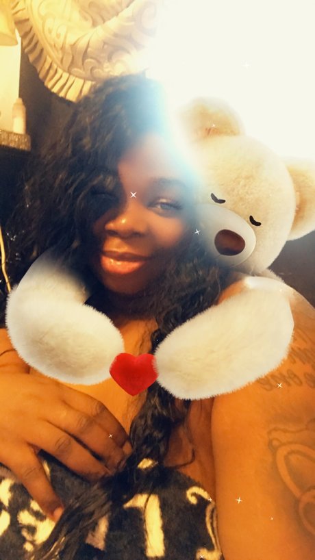 Foto desnuda filtrada de OnlyFans de Sweetcheeks875