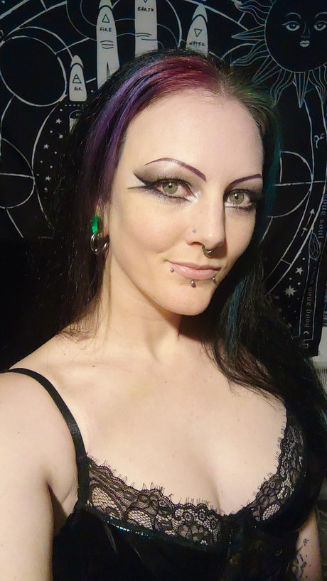 Foto desnuda filtrada de OnlyFans de Tish Abyss