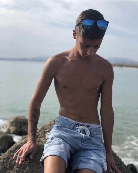 Foto desnuda filtrada de OnlyFans de Renatooo