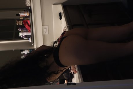 Foto desnuda filtrada de OnlyFans de Willow Tree