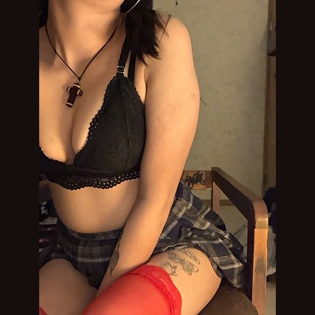 Foto desnuda filtrada de OnlyFans de Tee