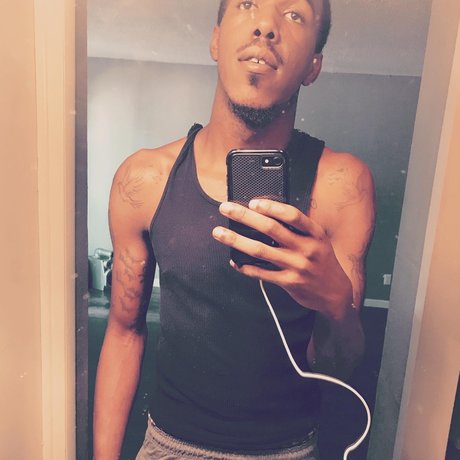Foto desnuda filtrada de OnlyFans de The Smooth Way