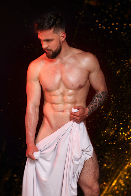 Foto desnuda filtrada de OnlyFans de Emmanuel Namer