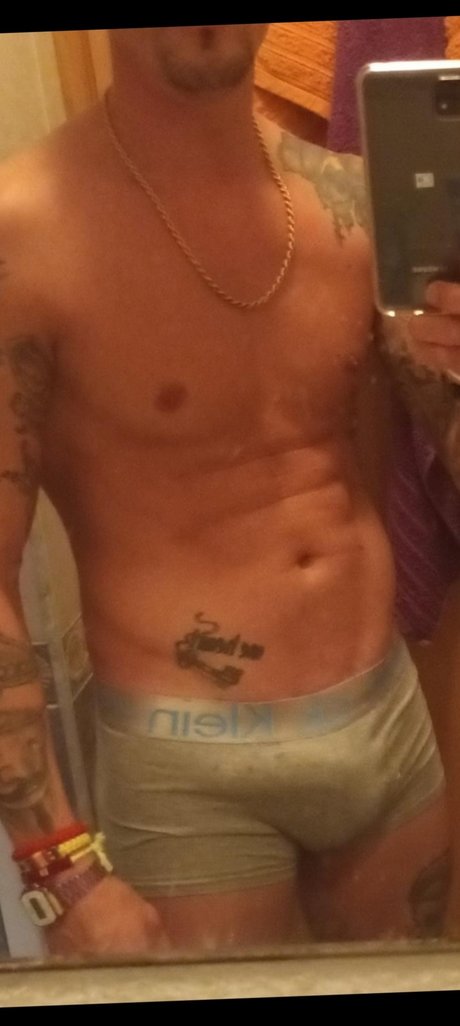 Foto desnuda filtrada de OnlyFans de Ragnar