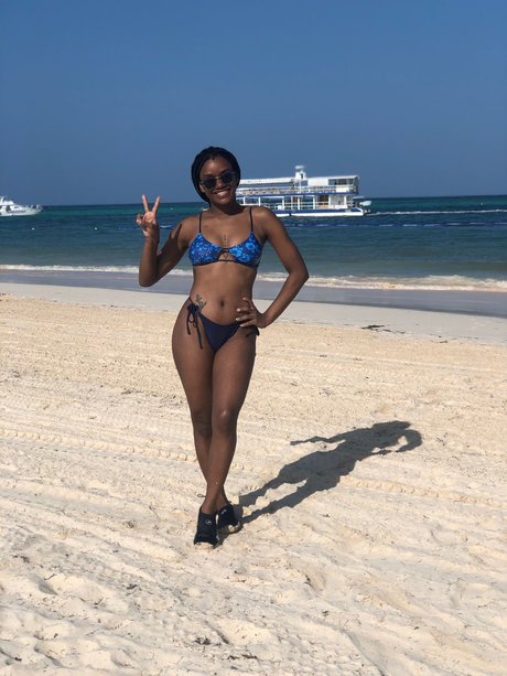 Foto desnuda filtrada de OnlyFans de Leyda Suarez