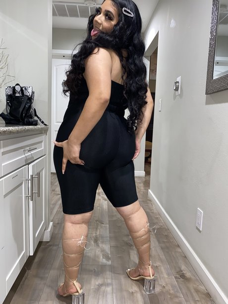 Foto desnuda filtrada de OnlyFans de Mayaamarissaa