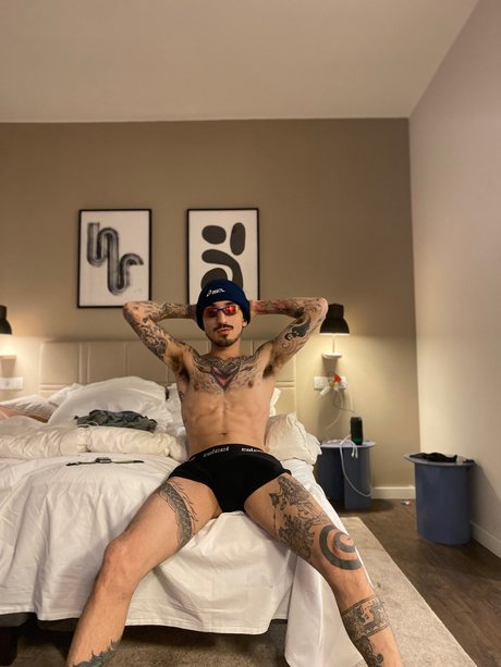 Foto desnuda filtrada de OnlyFans de     
