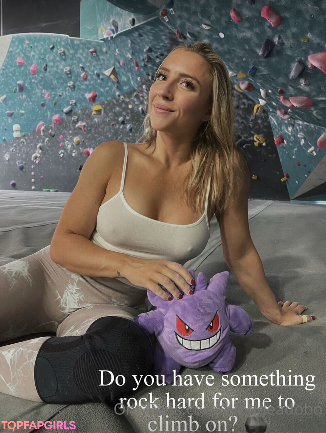 Foto desnuda filtrada de OnlyFans de Blonde Adobo #14 Foto desnuda filtrada de OnlyFans de Blonde Adobo #14