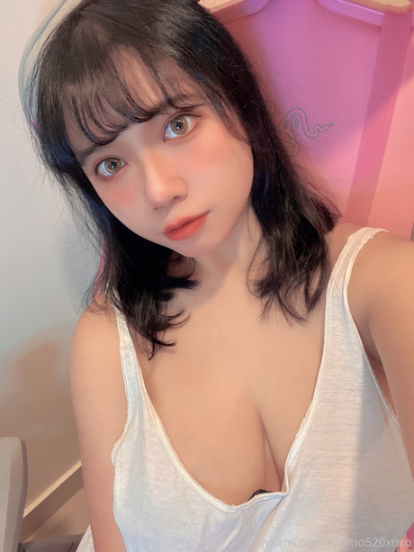 Foto desnuda filtrada de OnlyFans de Momokoxoxo