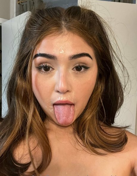 Foto desnuda filtrada de OnlyFans de Seraphine