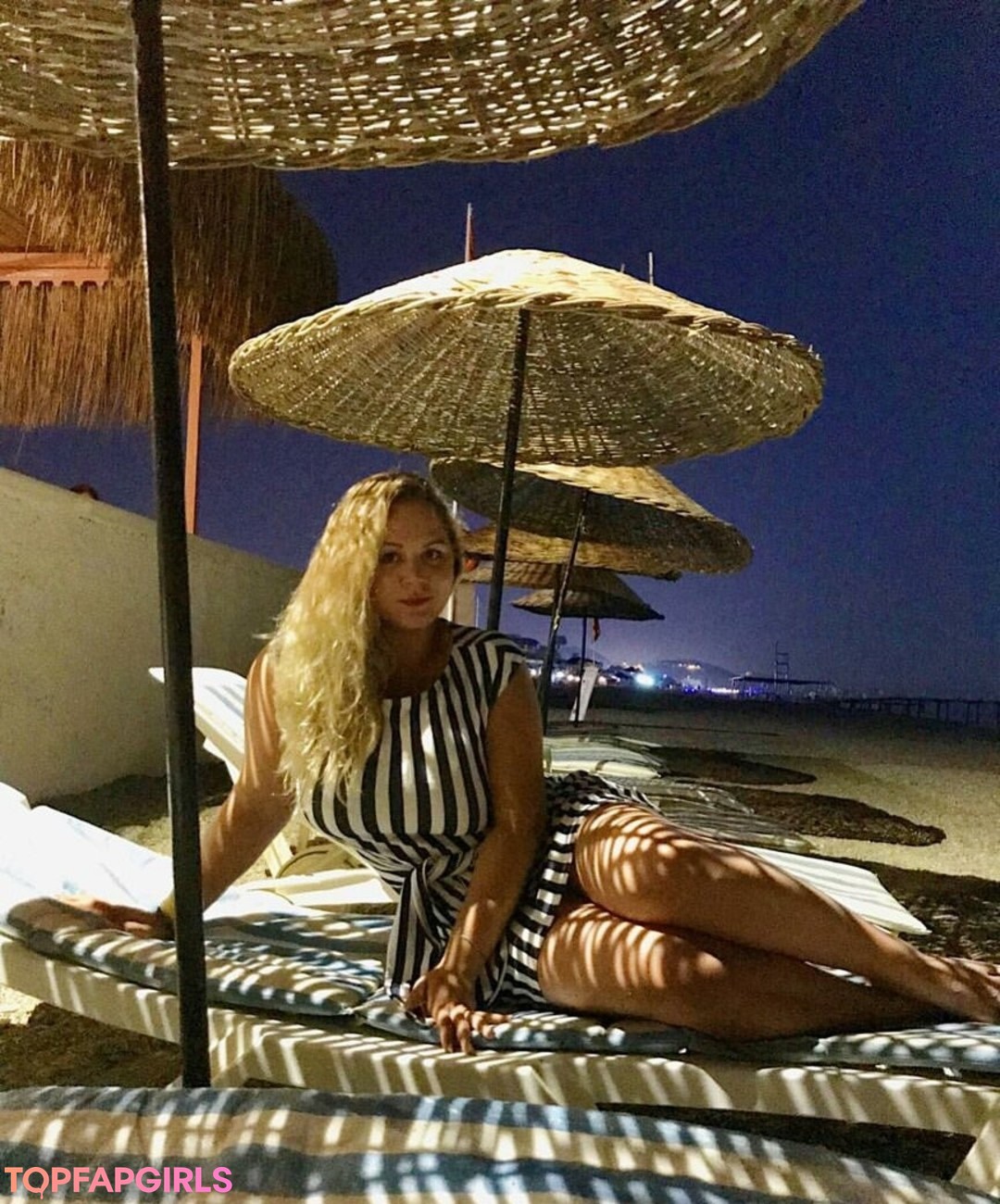 Foto desnuda filtrada de OnlyFans de Holly Garner #188 Foto desnuda filtrada de OnlyFans de Holly Garner #188