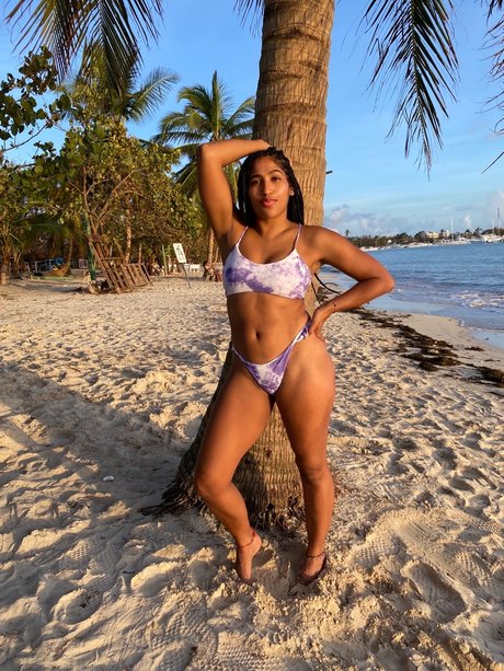 Foto desnuda filtrada de OnlyFans de Marti Belle