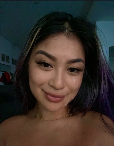 Foto desnuda filtrada de OnlyFans de Nikita Kim
