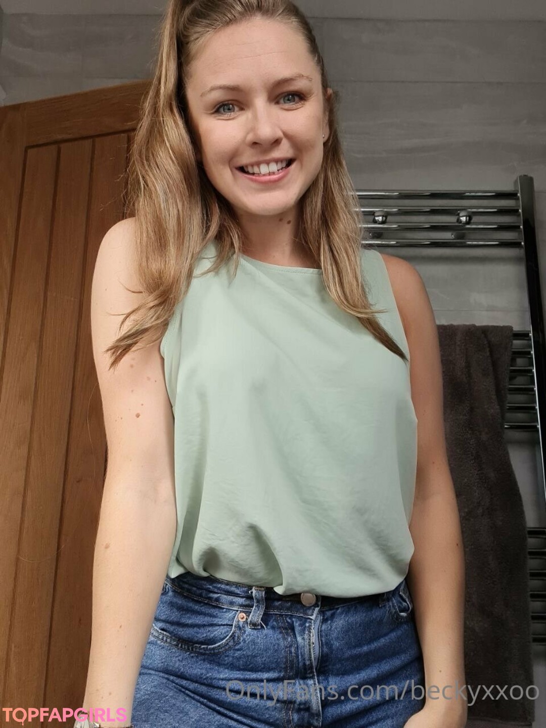 Foto desnuda filtrada de OnlyFans de Beckynurse #725 Foto desnuda filtrada de OnlyFans de Beckynurse #725