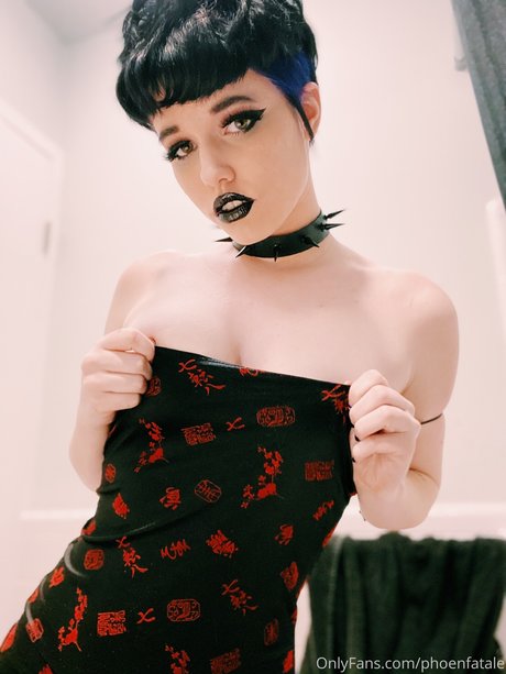 Phoenfatale