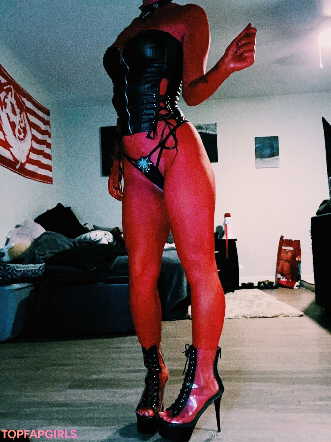 Foto desnuda filtrada de OnlyFans de Phoenfatale #92 Foto desnuda filtrada de OnlyFans de Phoenfatale #92