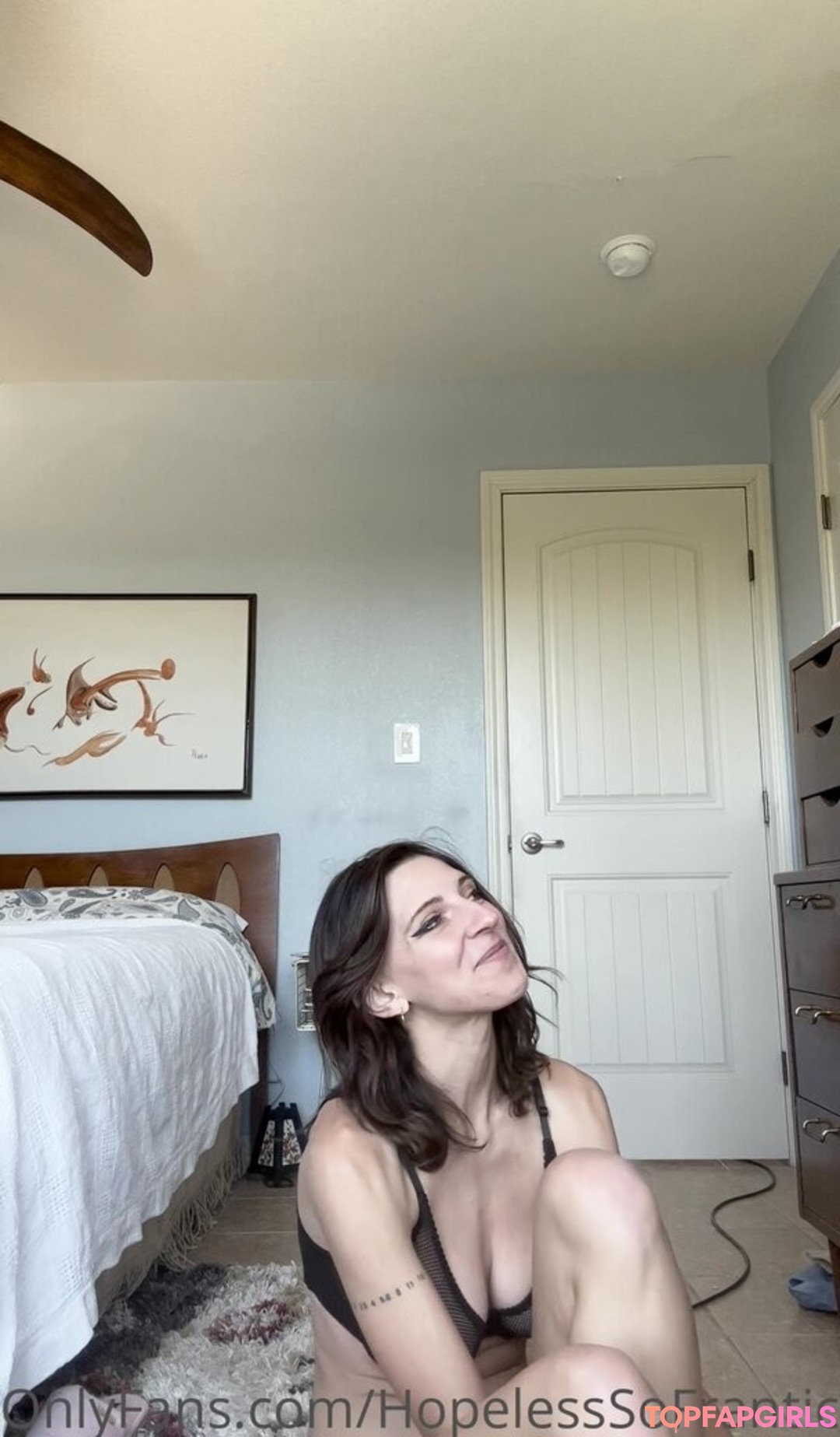 Foto desnuda filtrada de OnlyFans de Hopelesssofrantic #2413 Foto desnuda filtrada de OnlyFans de Hopelesssofrantic #2413