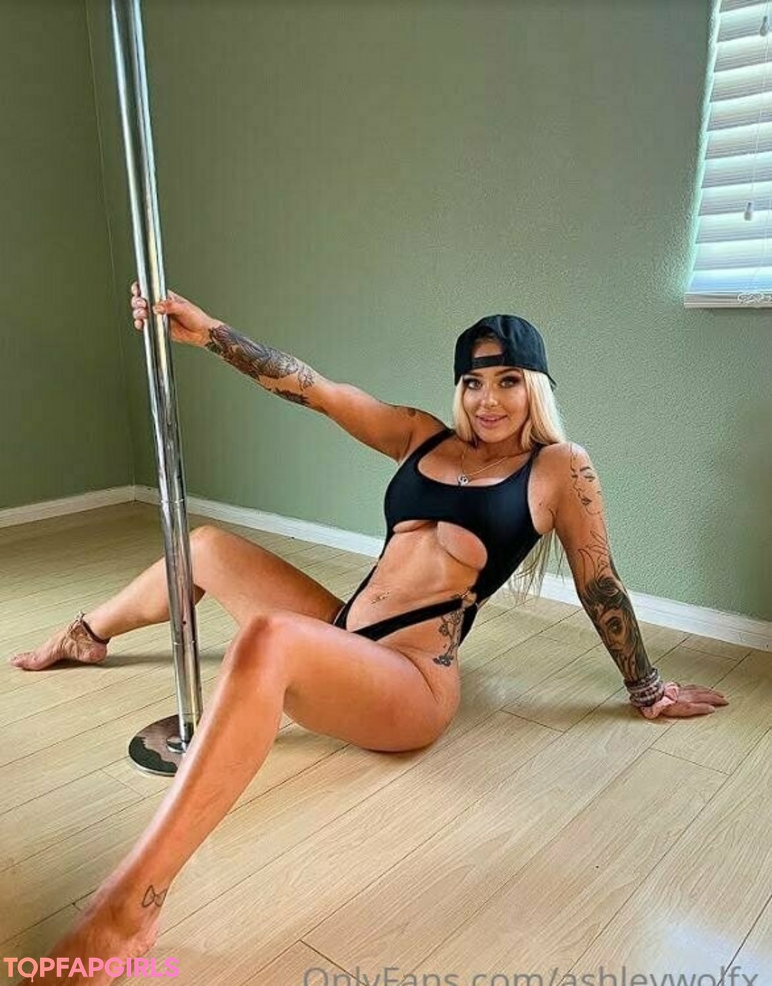 Foto desnuda filtrada de OnlyFans de Ashley Wolf #129 Foto desnuda filtrada de OnlyFans de Ashley Wolf #129