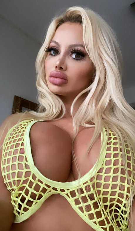 Foto desnuda filtrada de OnlyFans de Cassie Caldwell