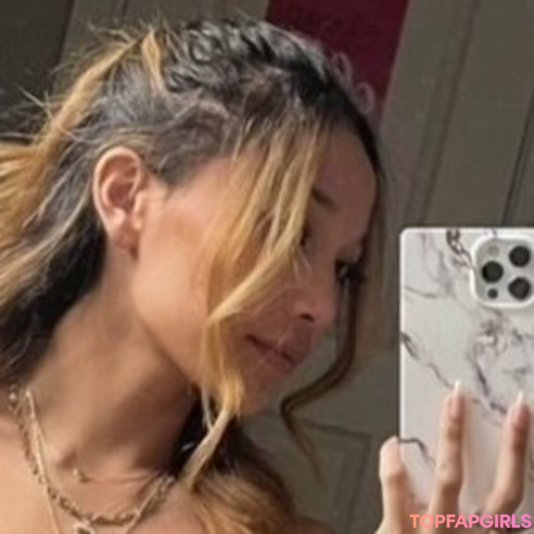 Foto desnuda filtrada de OnlyFans de Hawaiian Cheerleader #279 Foto desnuda filtrada de OnlyFans de Hawaiian Cheerleader #279