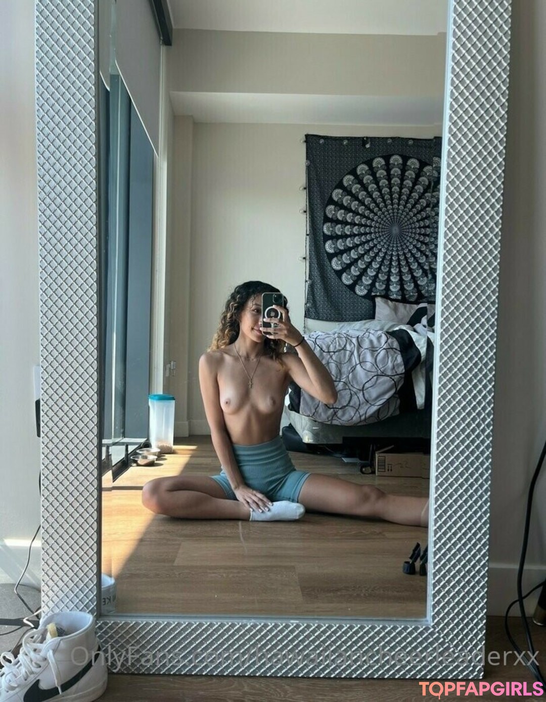 Foto desnuda filtrada de OnlyFans de Hawaiian Cheerleader #464 Foto desnuda filtrada de OnlyFans de Hawaiian Cheerleader #464