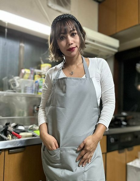 Hotasiangranny