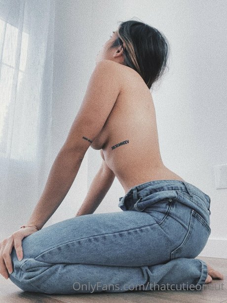 Foto desnuda filtrada de OnlyFans de Ilah Dizon