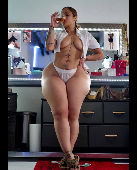 Scarlett Cakez