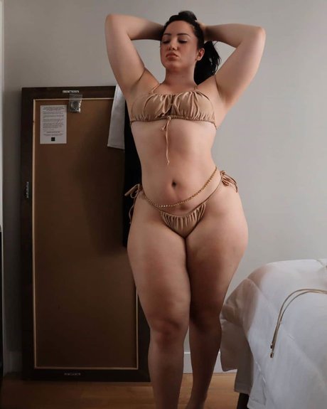 Anja Dee
