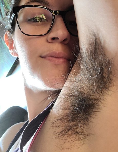 Foto desnuda filtrada de OnlyFans de Sunbutterqueen
