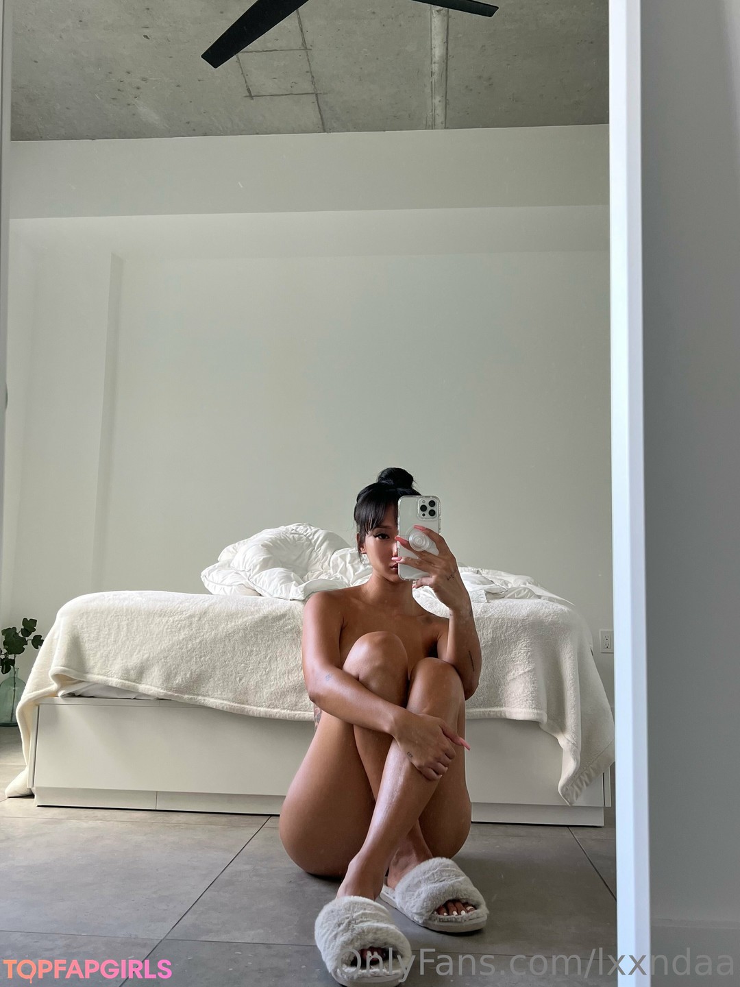 Foto desnuda filtrada de OnlyFans de Lovely Linda #15 Foto desnuda filtrada de OnlyFans de Lovely Linda #15