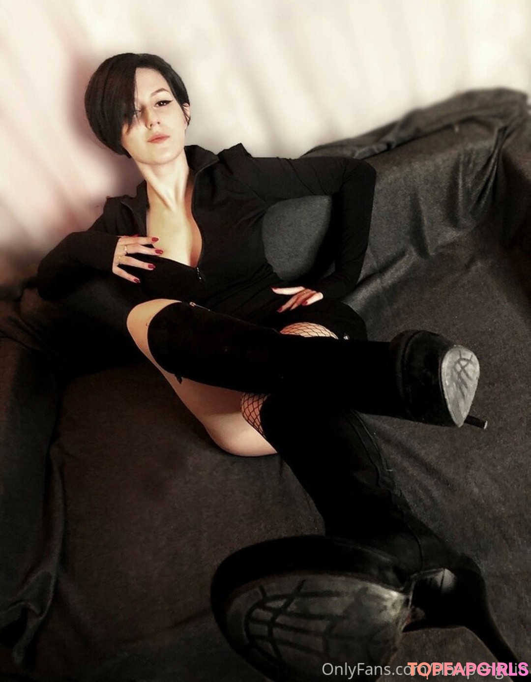 Foto desnuda filtrada de OnlyFans de Slowpenguin #118 Foto desnuda filtrada de OnlyFans de Slowpenguin #118