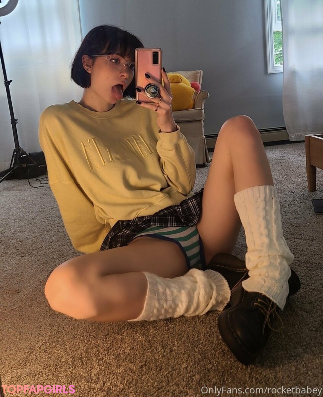 Foto desnuda filtrada de OnlyFans de Rocketbabey #1185