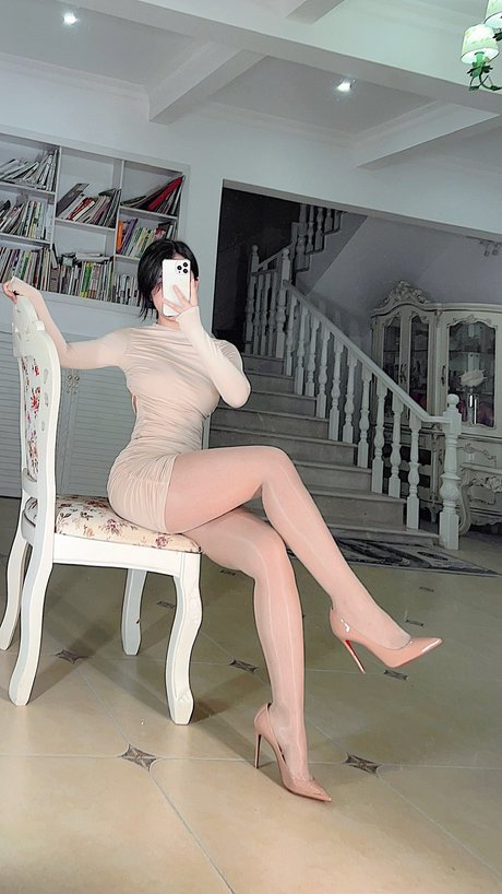 Foto desnuda filtrada de OnlyFans de Zhang Heyu