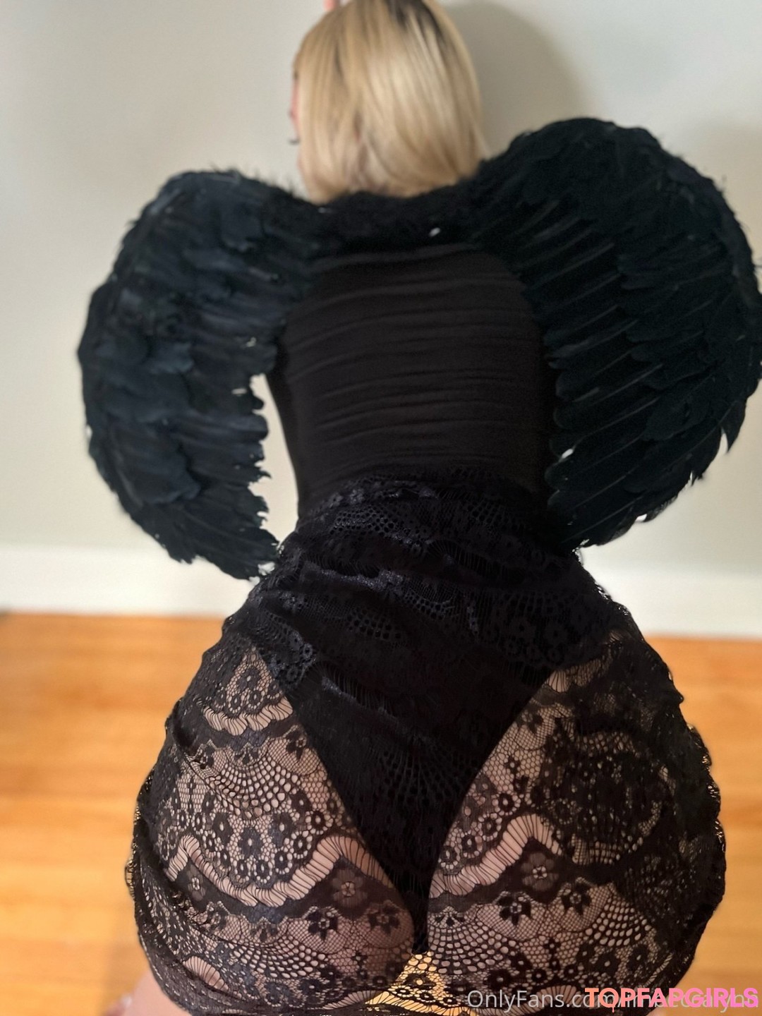 Foto desnuda filtrada de OnlyFans de Becca Lynn #147 Foto desnuda filtrada de OnlyFans de Becca Lynn #147