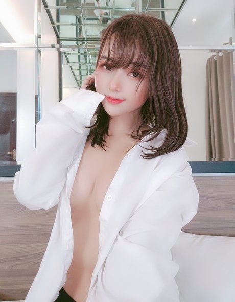 Foto desnuda filtrada de OnlyFans de Micawaii